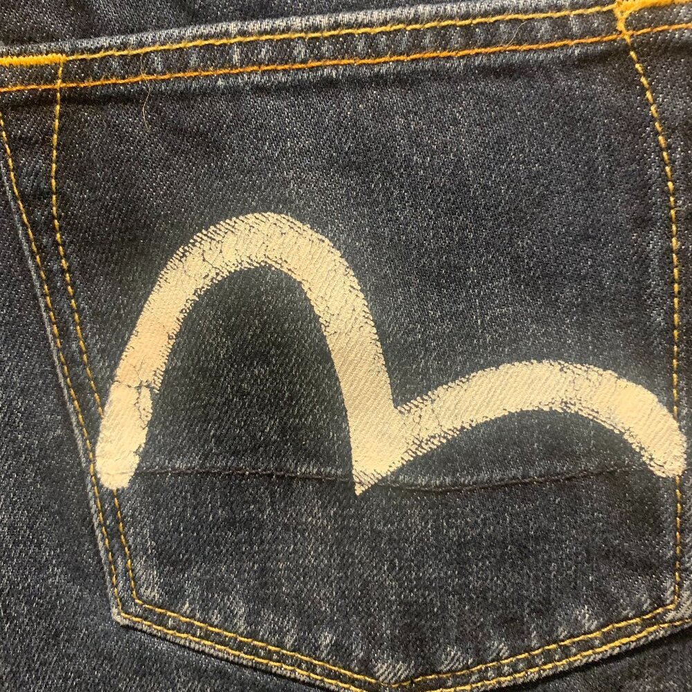 Evisu~ (Retail:  $385.) Cool Jeans - Picture 3 of 16